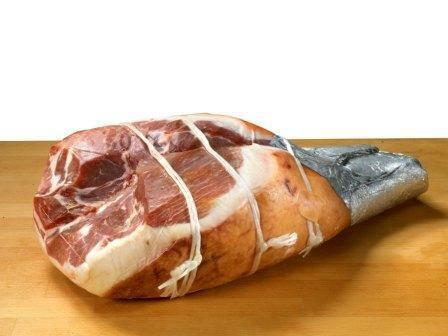 PROSCIUTTO FIOCCO 14 mesi RISERVA CASA MODENA